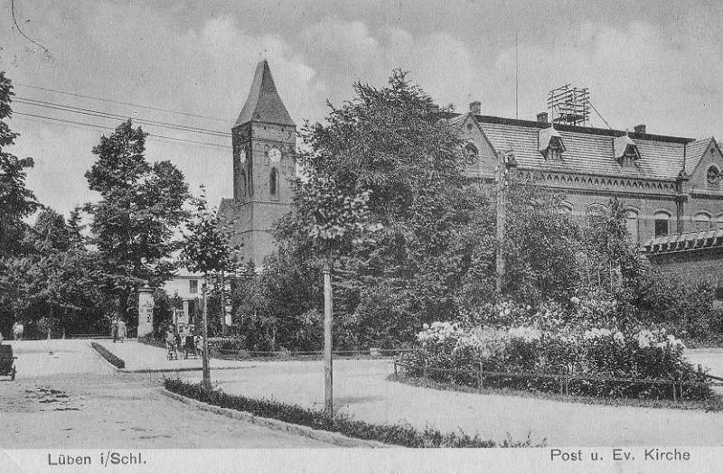 Postamt Lüben von der Schulpromenade aus gesehen