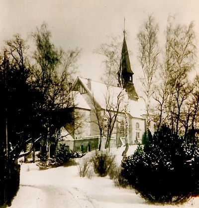Das Kirchlein im Winter
