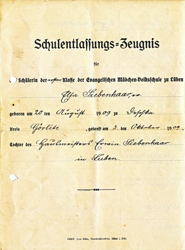 Volkschul-Abschlusszeugnis von Elsa Siebenhaar aus dem Jahr 1923
