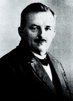 Oberlehrer Gustav Zingel