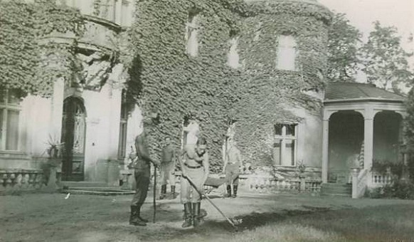 1938 RAD auf Schloss Klein-Gaffron