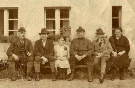 Vor dem Jägerheim um 1928