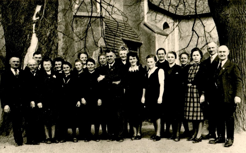 Der Kirchenchor in Ossig 1942